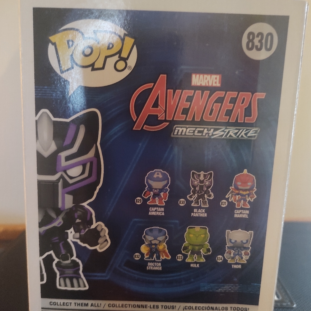 Avengers Black Panther Funko Pop! Glow in the dark - Picture 4 of 4